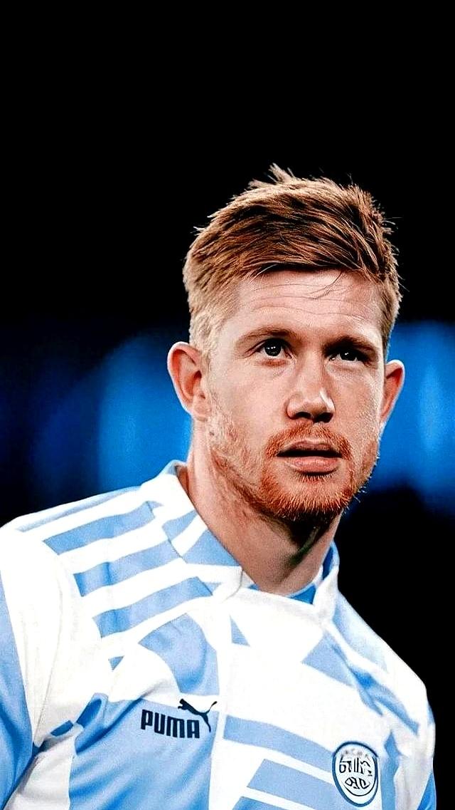 德布劳内连续十场比赛得分超过惊险取胜，老鹰挑战极限！