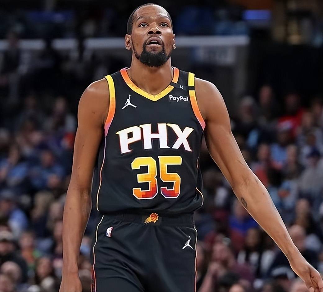 杜兰特回归赛场，挺进下一轮首场状态亮眼，热火观众沸腾！